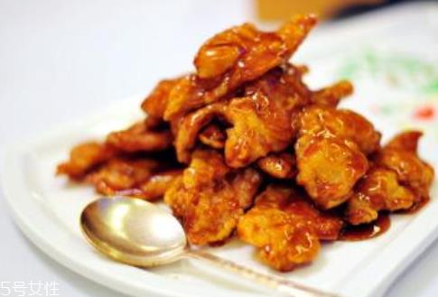 锅包肉和糖醋里脊的区别 属于不同的菜系