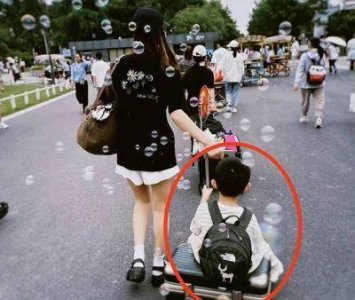 ​赵丽颖携爱子欢度37岁生日母子温馨互动感动众人
