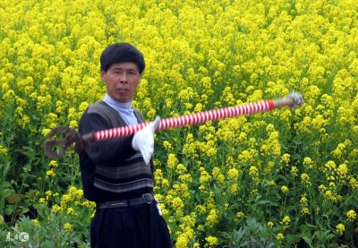 ​中国武术器械-镗