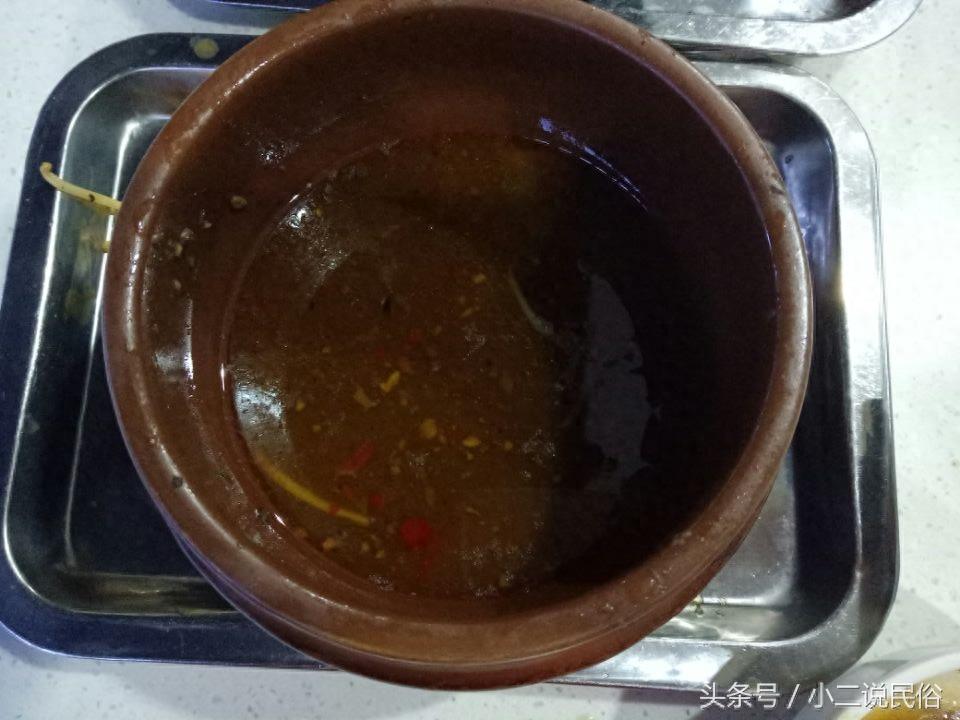 瓦罐面谁吃过？农村姑娘一人开瓦罐面店，生意好回头客多