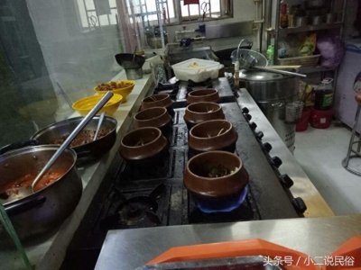​瓦罐面谁吃过？农村姑娘一人开瓦罐面店，生意好回头客多