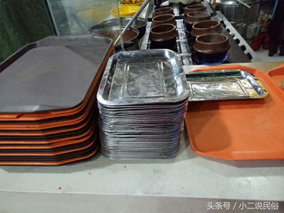瓦罐面谁吃过？农村姑娘一人开瓦罐面店，生意好回头客多