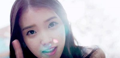 ​IU李智恩荣登泡菜国特级人脉王，为人低调朋友却遍地都是