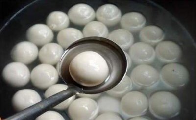 ​煮元宵，用凉水还是用热水，究竟哪种方式更好呢？看完就明白了