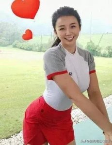 ​NBA最美女主播张曼源