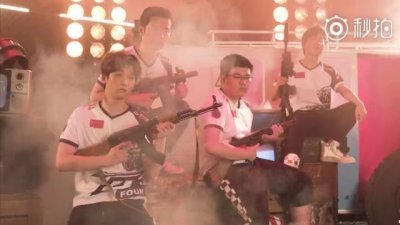 ​绝地求生：4AM战队决赛首日保16成功反向垫底，粉丝自闭官博沦陷