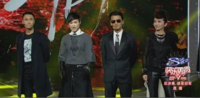 ​当年陈坤拿耳机砸谢霆锋，后再无同台，当时到底发生了什么？