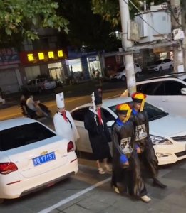 ​山东一餐厅中元节让员工扮“鬼”揽顾客，结果弄巧成拙全被吓跑