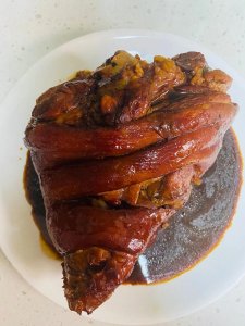 ​家常炖肘子，抓住你的味蕾