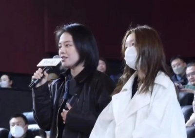 ​周冬雨长发造型竟然意外的好看，留了长发以后，感觉颜值都增加了