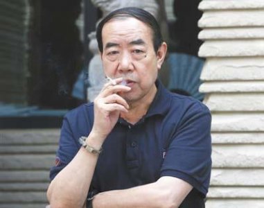 ​读贾平凹经典散文《丑石》：坚持自己重要，推销自己同样重要