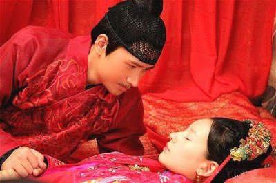 ​新婚之夜，新娘成他的人体模特，画了幅画，雪藏24年后，卖3645万