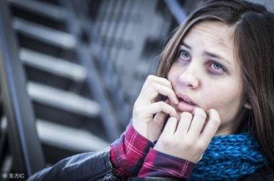 ​伤感情人节说说心情短语(情人节说说心情短语人生感悟)