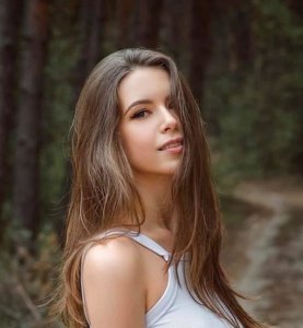 ​8大高颜值俄罗斯美女，挑一个做媳妇如何？样貌靓丽身材火辣