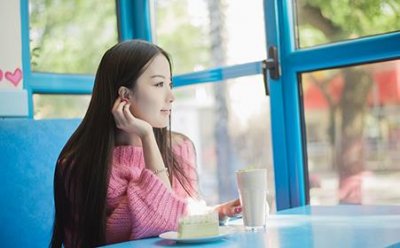 ​微信上如何跟女生聊天调情，让她迫不及待想见你