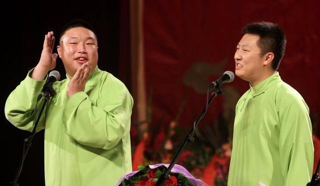 相比岳云鹏张云雷等人, 为什么烧饼一直没有真正火起来?