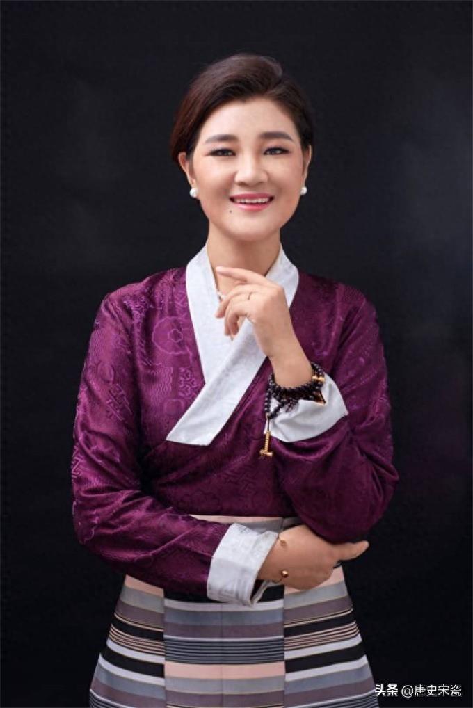 “天下最美的女中音”降央卓玛和她的美丽爱情