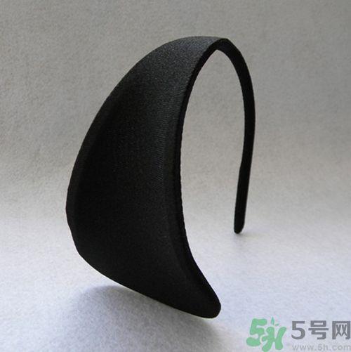 女生游泳时穿内裤吗 游泳需要再穿内裤吗
