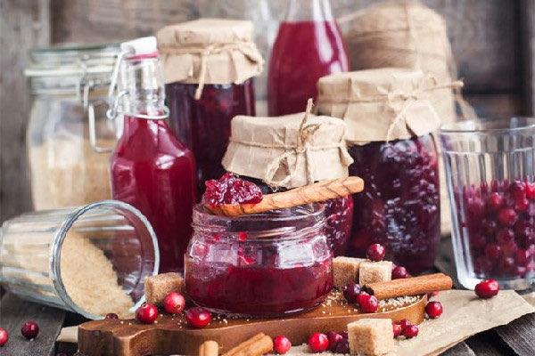 生活果酱有一小块发霉了还能吃吗 果酱发霉了会怎样  1