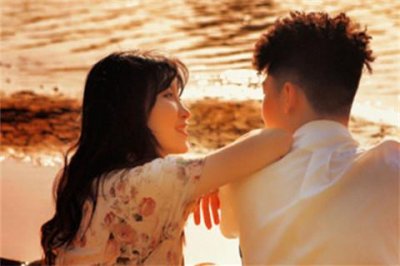 ​女生给你发照片怎么夸她比较好？