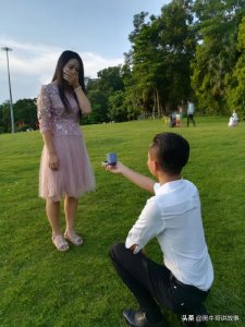 ​求婚时是否要马上答应对方，求婚时被拒绝该如何收场