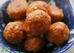 一斤肉丸子加多少鸡蛋？肉丸和鸡蛋的比例