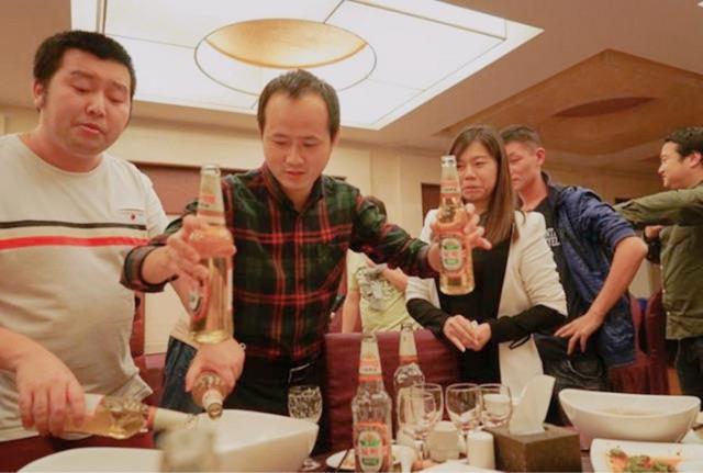 生活为啥年轻人如此抵抗“酒桌文化”?不是不懂事,是这3个原因所致 4