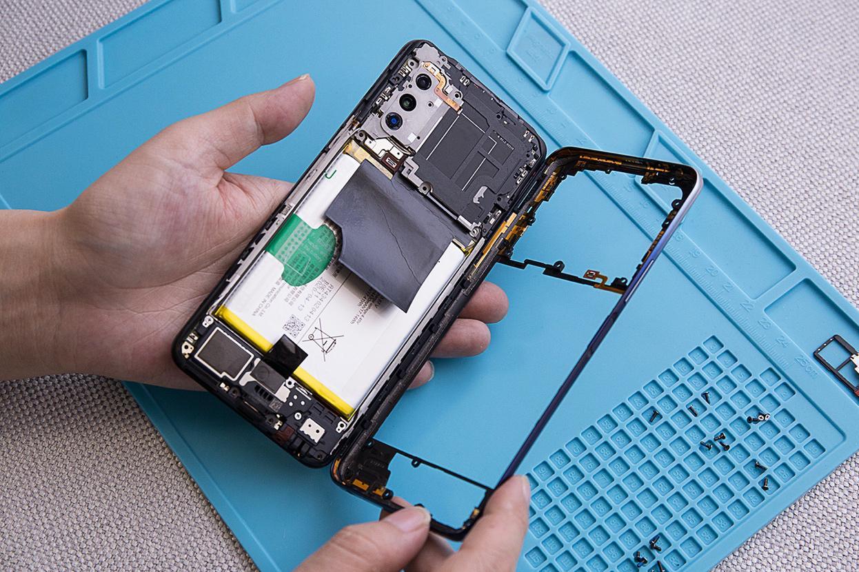 手机总是自动关机,怎么办-（手机自动关机怎么解决）