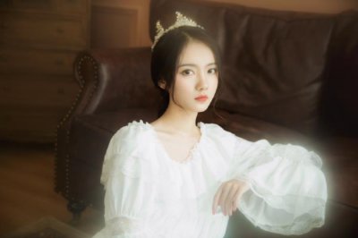 ​怎样跟女朋友聊天找话题，和女朋友聊天没话题