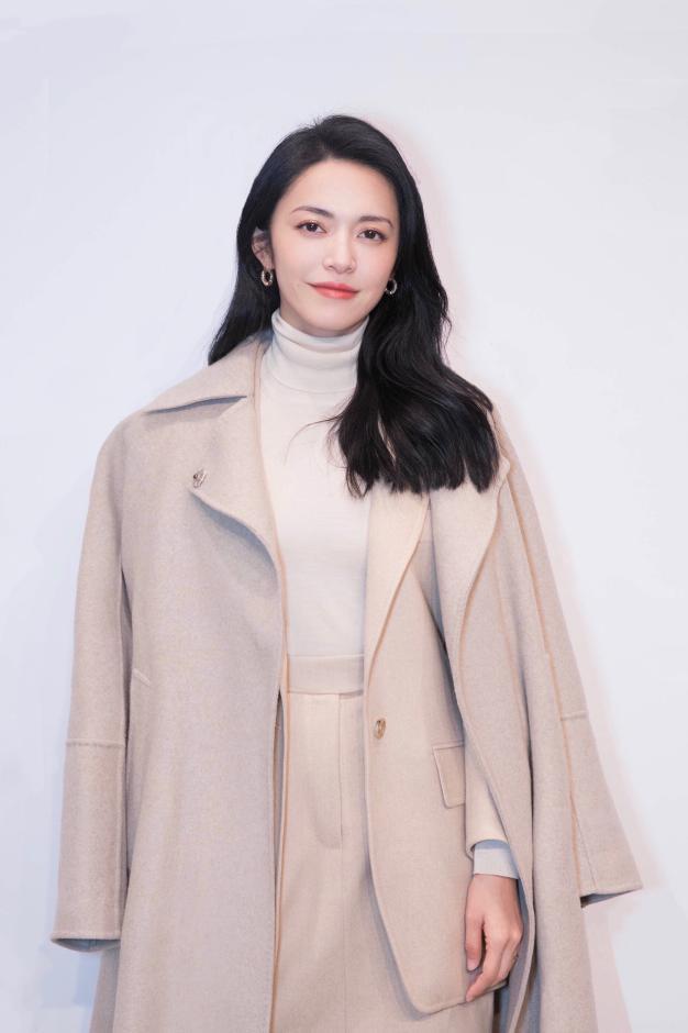 过了40岁的女人,多尝试这3种“发型”,看着显年轻还有气质