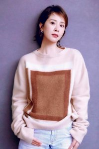 过了40岁的女人,多尝试这3种“发型”,看着显年轻还有气质