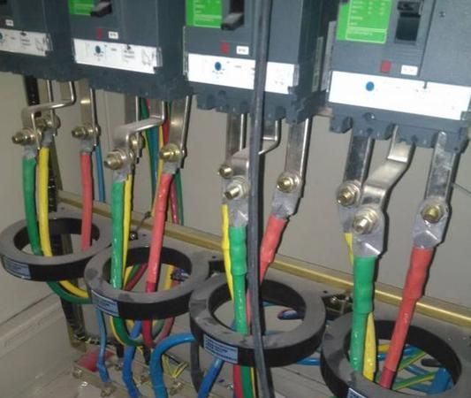 互感器是装在电器的什么位置,起到什么作用