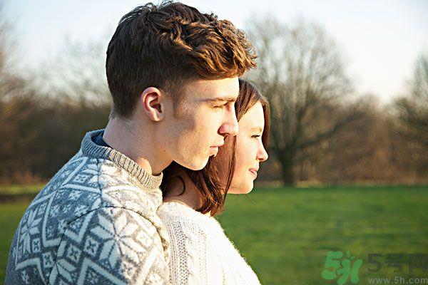 有男朋友了又遇到心动的人我该如何抉择? 有男朋友了又遇到心动的人我该如何抉择?