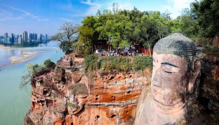 乐山大佛被修缮成“小鲜肉”？ 景区：网传图片应被处理过