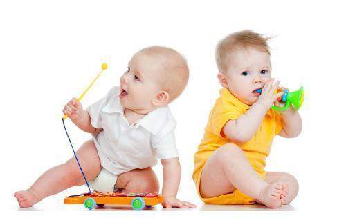 妈妈带5岁儿子进入女更衣室，你的无知，害了孩子