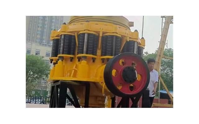 射手女开始动情的细节（射手女遇到真爱的反应）