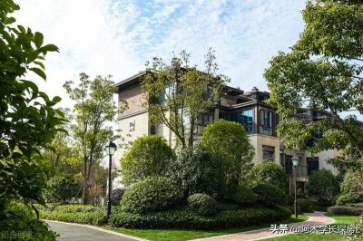 叠拼别墅选上叠还是下叠好-(叠拼别墅是什么意思)