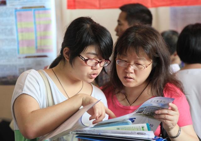 华南最臭名昭著的野鸡大学,校名都很高大上,毕业证却一文不值