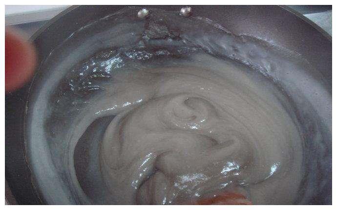 夏天到了很多人喜欢吃凉粉，教你在家做红薯凉粉，看一遍就能学会