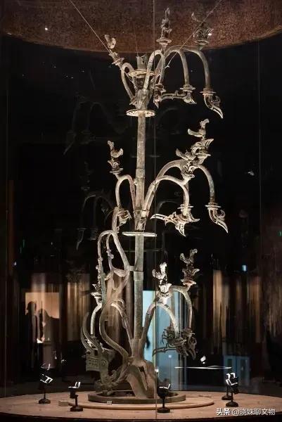 三星堆文物之解密青铜神树(三星堆青铜神树)(10)