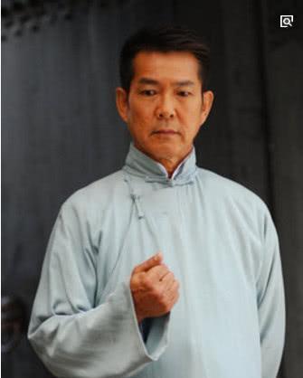 一代宗师元彪去哪了成龙道出真相，原因让人心酸