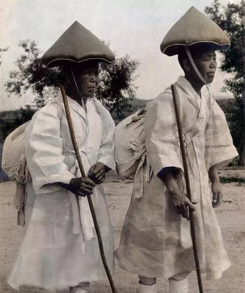 什么叫帽子戏法：