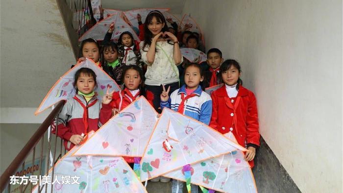 44岁林志玲获封第一慈善名模，出道18年做过多少好事？