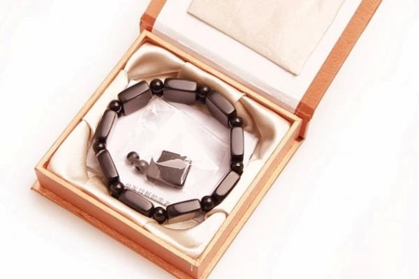 砭石手链多少钱一个 不能太贪便宜 砭石手链多少钱一个 不能太贪便宜