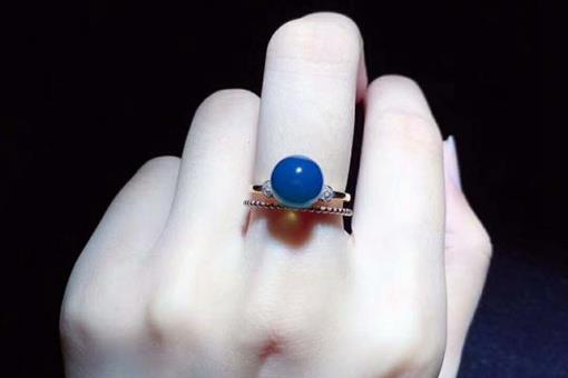 多米尼加蓝珀多少钱一克?