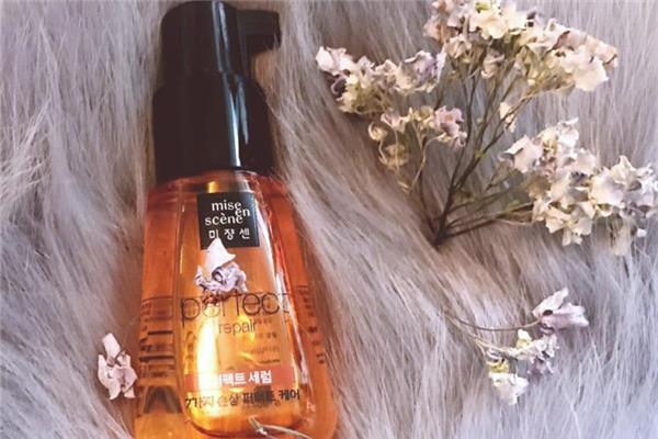 护发精油什么时候涂抹 护发精油湿发用还是干发用 护发精油什么时候涂抹 护发精油湿发用还是干发用