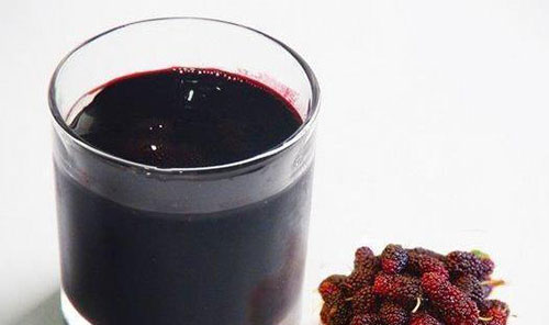 桑葚泡酒的功效与作用 桑葚泡酒的5大好处