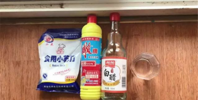 ​洗洁精加什么擦玻璃干净,用什么水擦玻璃可以又亮又干净