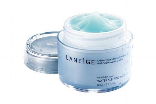 睡眠面膜涂之前要涂什么 用了睡眠面膜还要用水乳吗 睡眠面膜涂之前要涂什么 用了睡眠面膜还要用水乳吗