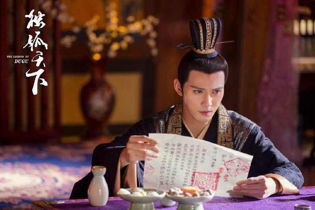 徐正溪新剧《凤奕》热拍中，剧情一公开之后，网友就纷纷不期待了